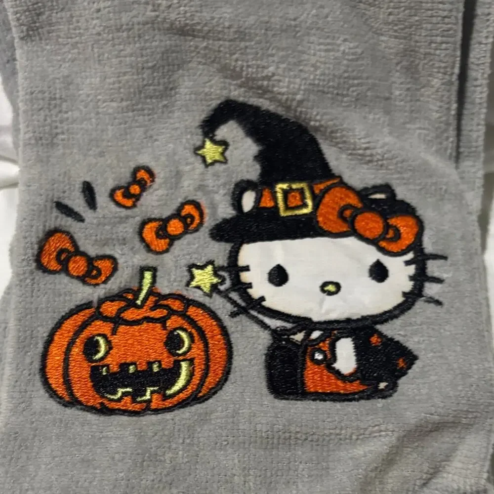 Hello Kitty Gray and Orange Halloween Towels terry cloth pumpkin nwt